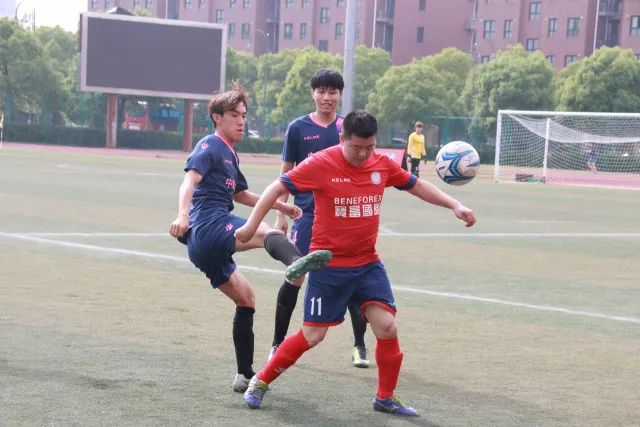 又见穆里尼奥时刻 一人搅乱欧冠全局 狂人闪回