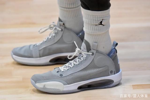 欧冠夺冠赔率：巴萨逼近皇马 黑马维拉跻身前10